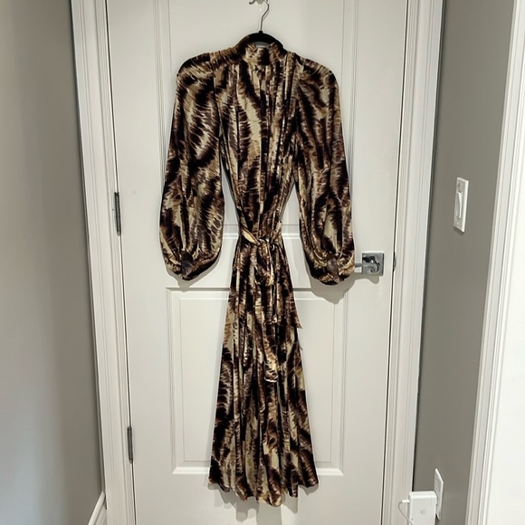 Banana Republic Dresses & Skirts - Banana republic multicolor maxi dress